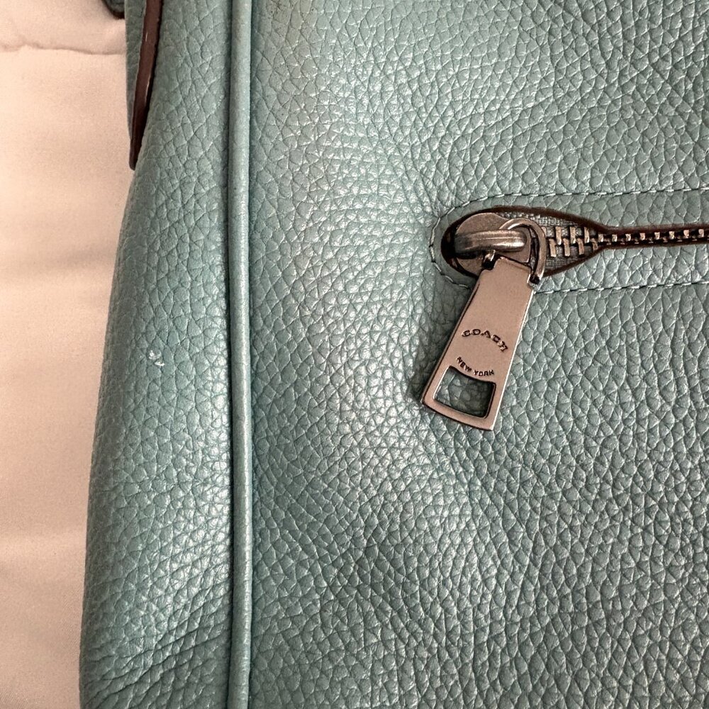 Coach Chaise Crossbody in Polished Pebble Leather Marine Classic Luxury - Picture 13 of 13